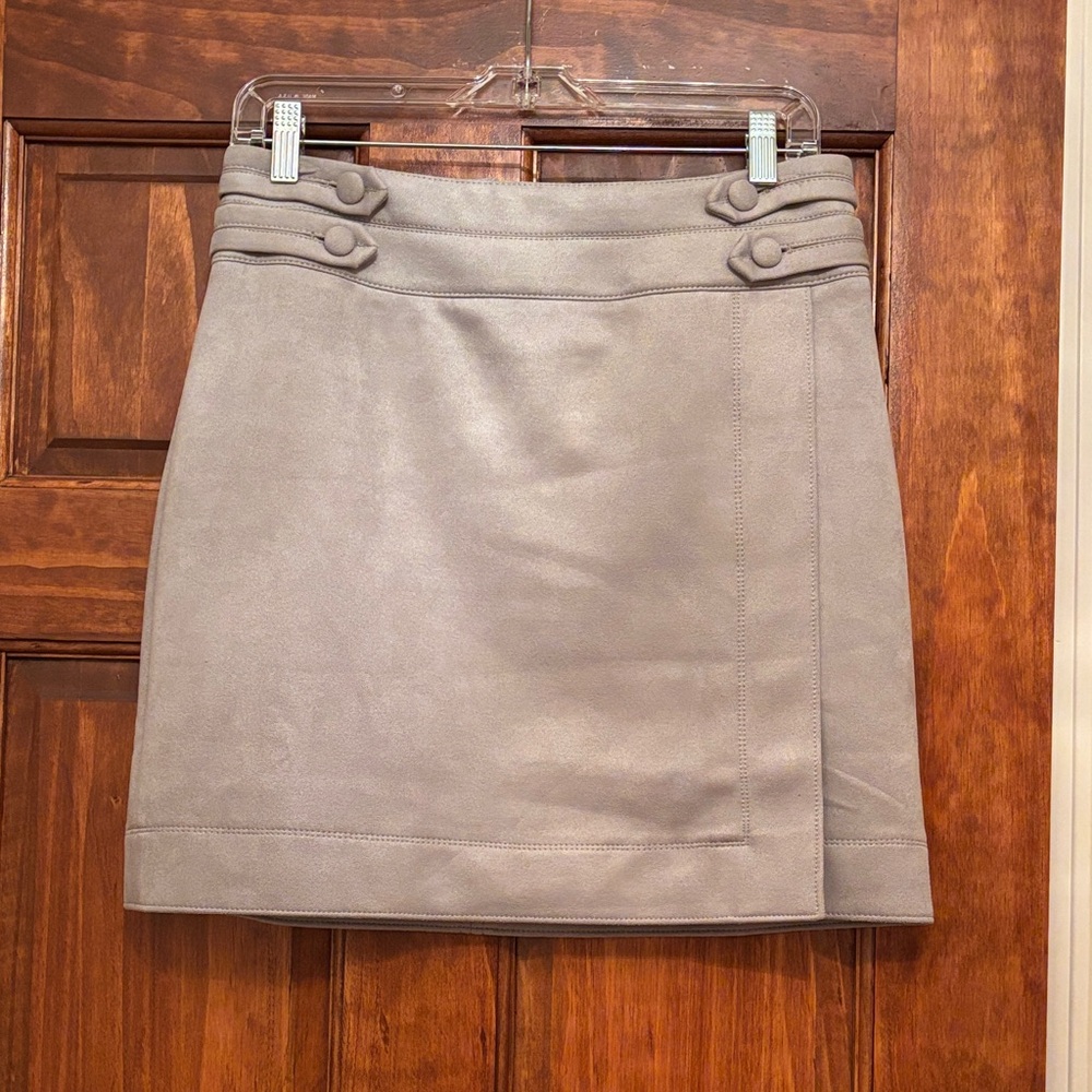 White House Black Market Taupe Mini Skirt